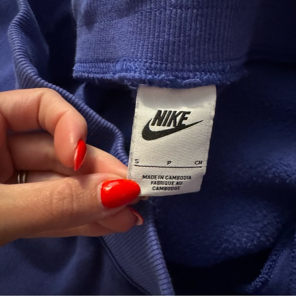 NIKE Phoenix Fleece Women's High-Waisted Jogger Sweatpants - Picture 6 of 7